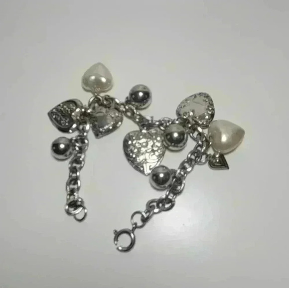 Heart Charm Bracelet Gift for Her, Heart Jewelry, Silver Bracelet Silver Heart - Picture 1 of 4